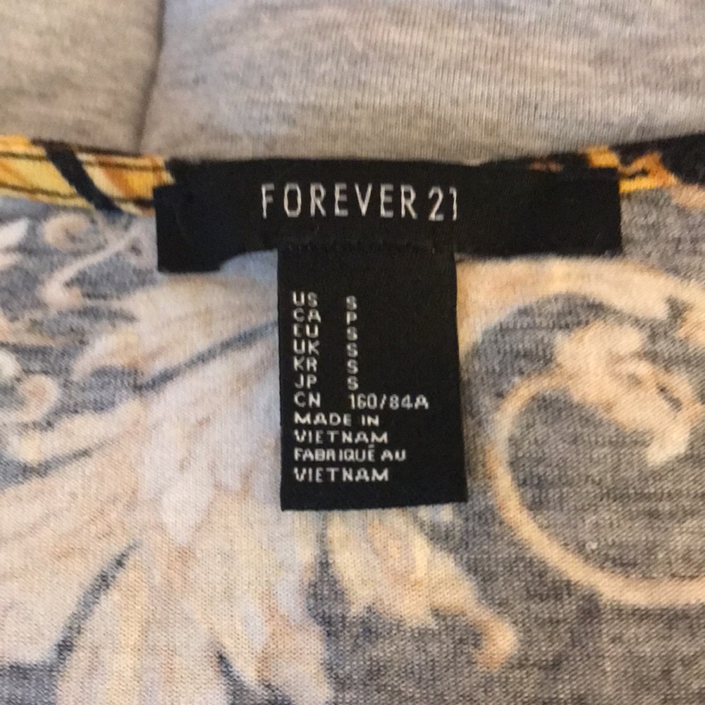 Used top - Picture 2 of 2